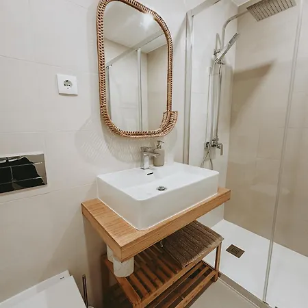 La Paloma Alojamentos *