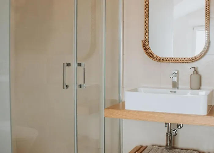 La Paloma Alojamentos *