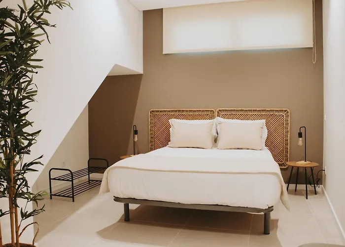 La Paloma Alojamentos *